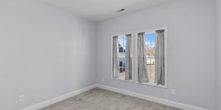 3 bedroom 2 bathroom with a bonus room Gallery 20