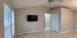 1820 Northeast 19th Place Gallery 2