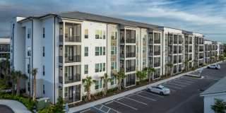 Mira at Palmer Ranch - 55+ Senior Living Community Gallery 57