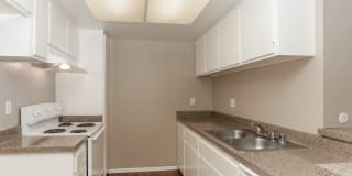 Cross Roads Apartments Gallery 13