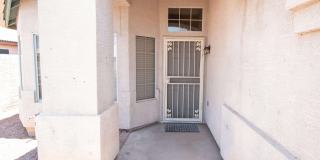 449 N WINDSOR Gallery 4