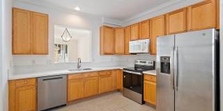 8050 Murano Circle Gallery 3