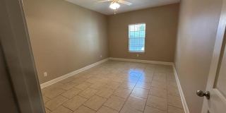 4002 Mobley Circle Gallery 16