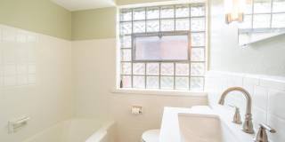 Beautiful 2 Bedroom 2 Bathroom Saint Louis Hills Home Gallery 10