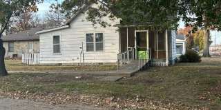 1/2 Off 1st Month's Rent! Very Nice 3BR/1BA Single Family Home on Corner Lot! Gallery 1