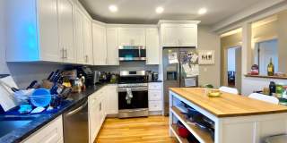 Awesome 4 bed 2 bath in Cambridge.... Gallery 12