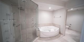 20201 E Country Club Dr Gallery 33