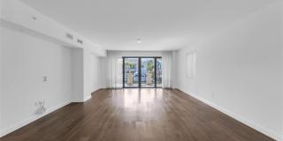 1532 SE 12th Street Gallery 21