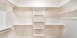 Hawthorne Grove Gallery 43