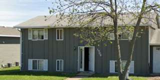 1509 E Bennett St Gallery 1