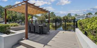 Oasis of Mandarin - Apartments & Townhomes Gallery 20