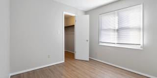 Leavitt Park Apartments - Building 1014 Gallery 9