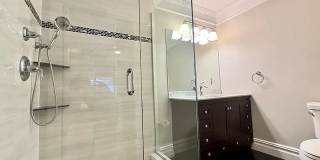 South End 2 Bed / 2 Bath – Washer/Dryer – Parking Available – No Fee Gallery 7
