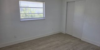 FOR RENT!!! SIMPLY STUNNING AND SPACIUS 3 BED 2 BATH SINGLE FAMILY HOME.. Gallery 27