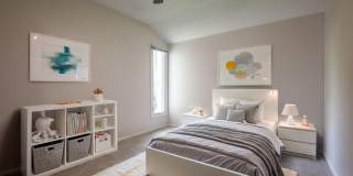 Beautifully Remodeled Modern 5 Bedroom / 3 Bath Home Near Millard North Gallery 39