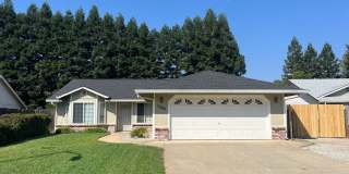 East Redding 3 Bed and 2 Bath Gallery 1