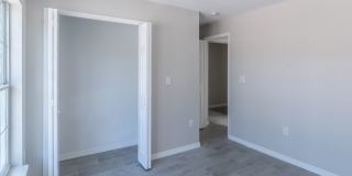 2911 Harper St Gallery 23