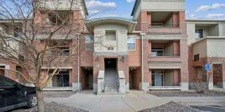 Charming 2BR Condo in Denver Gallery 1