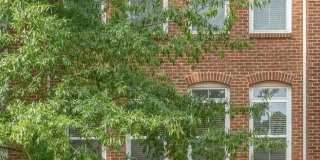 9524 CANONBURY Square Gallery 1