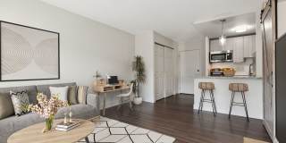 Center Square Apartments Gallery 6