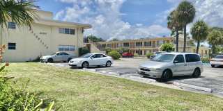 2303 S Federal Highway Gallery 19