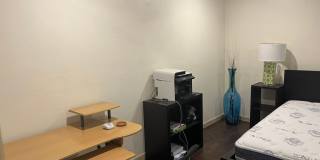 Large partially furnished townhome - WON'T LAST Gallery 17