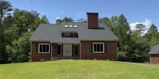 2528 Treetop Lane 2528 Treetop Lane Gallery 1
