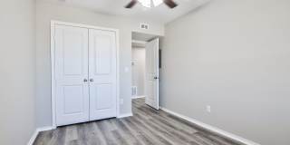 Westlake Apartments Gallery 42