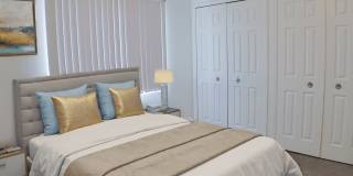 Franklin Square Gallery 6