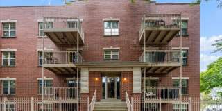 3518 N Hamlin Avenue Gallery 1