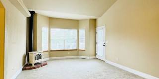 Stunning Executive 4 Bedroom 2 Bath Home in Northwest Loveland - 3-Car Garage! Gallery 21