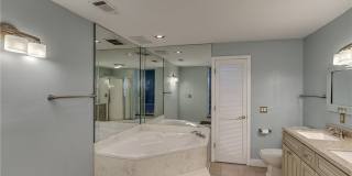 1624 5th Avenue Gallery 26