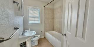 4 Bedroom home! Gallery 7