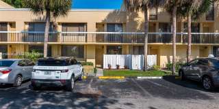 2931 SW 87th Ter Gallery 1