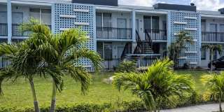 980 Ne 169th St Gallery 1