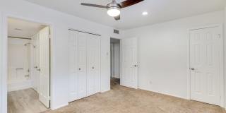 1440 West La Jolla Drive Gallery 14