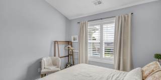 Spacious 4 Bedroom Home in Auburn Gallery 25