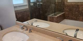 Gorgeous Newly Remodeled 4 Bedroom 2 Bath Home for Rent in West Hills Gallery 16