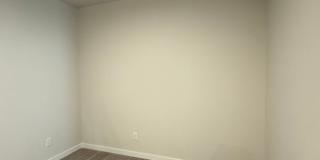 Beautiful End Unit Townhome in Griffith Lakes Gallery 17
