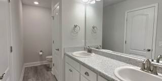 Stunning Newer, 2 Story 3/2.5 Home in a Quiet Cul-de-sac Gallery 15