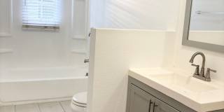 1000 Redondo Ave Gallery 5