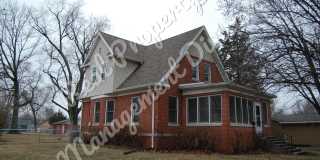 3 Bed / 1.5 Bath Home | Huge Yard | Screened Front Porch | 2-Car Garage Gallery 1