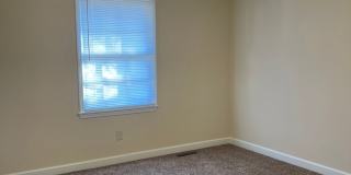 PRE-LEASING! 3 Bedroom in the heart of Springfield Gallery 16