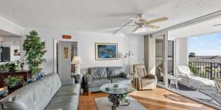 8200 Lakeshore Drive unit: 5070 Gallery 31