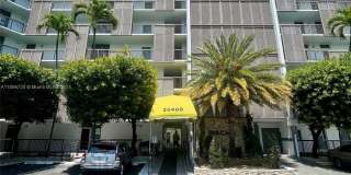 20400 W Country Club Dr Gallery 1