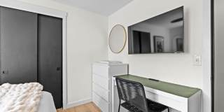 Trendy 2B/1B Unit C I Near Gonzaga/WSU/EWU & 5 Hospitals I Pet Friendly Gallery 19