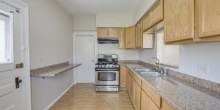 371 Cedar Street Gallery 10