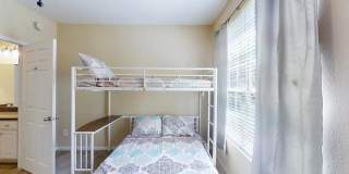 13703 RICHMOND PARK Drive N Gallery 2