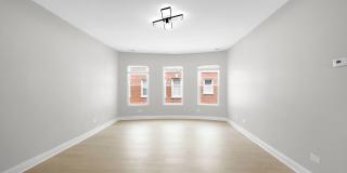 310 N Menard Gallery 5