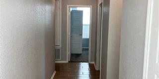 Del Valle Sundance Crossing / 4 bedrooms, 2 baths, 1 story home / Like New built 2021 / Refrigerator, Washer & Dryer Gallery 5